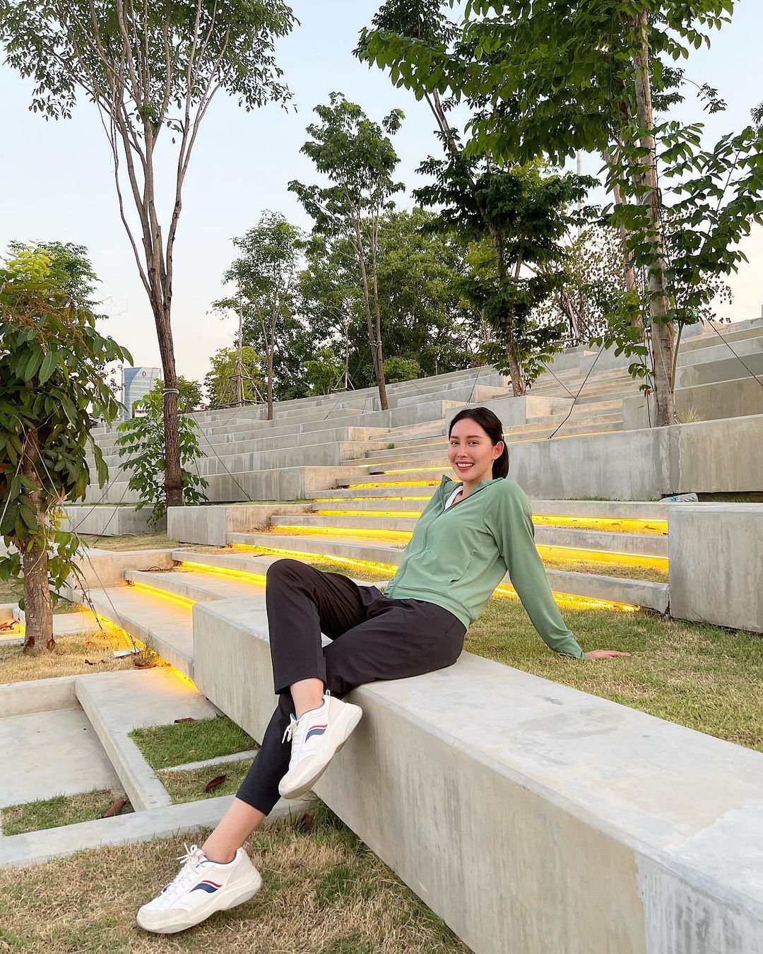 อแมนด้า ห่วงบ้านที่ภูเก็ต หลังอันดามันเกิดแผ่นดินไหวต่อเนื่อง (มีคลิป) อแมนด้า ห่วงบ้านที่ภูเก็ต หลังอันดามันเกิดแผ่นดินไหวต่อเนื่อง (มีคลิป)