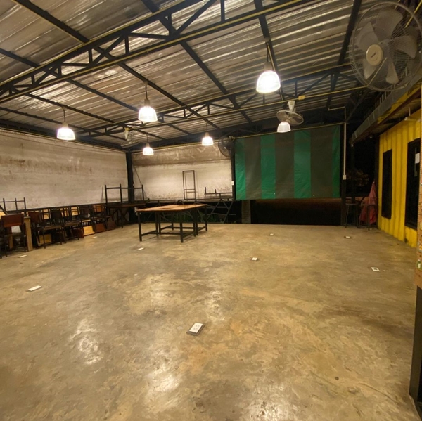 คนบันเทิง ไม่ฝืนคำสั่ง ศบค. ปิดร้านค้ากิจการ ป้องกันการแพร่ระบาดของโควิด คนบันเทิง ไม่ฝืนคำสั่ง ศบค. ปิดร้านค้ากิจการ ป้องกันการแพร่ระบาดของโควิด