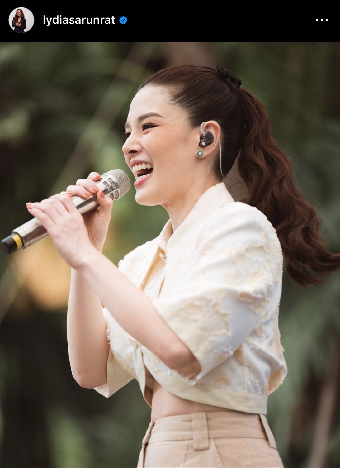 ลีเดีย ศรัณย์รัชต์ ขอไม่ให้สัมภาษณ์สื่อ หลังมีกระเเสโจมตีโพสต์ถึงสถานะพลอย ลีเดีย ศรัณย์รัชต์ ขอไม่ให้สัมภาษณ์สื่อ หลังมีกระเเสโจมตีโพสต์ถึงสถานะพลอย