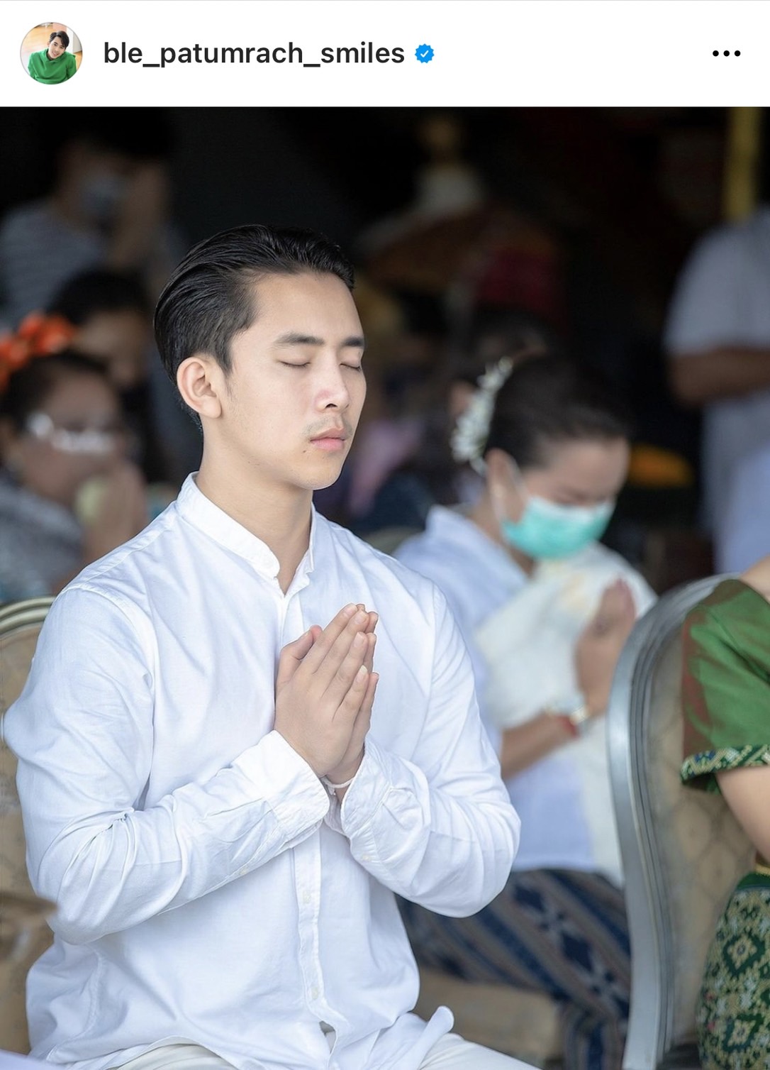 งวดนี้มาแน่ !! เหล่าคนบันเทิงแห่อวดเลขเด็ด งวดนี้มาแน่ !! เหล่าคนบันเทิงแห่อวดเลขเด็ด