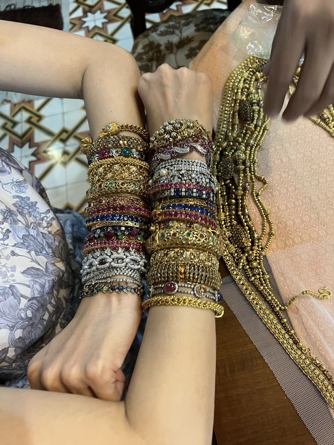 ปอย ตรีชฎา กับแฟนหนุ่ม เตรียมเข้าพิธีวิวาห์แบบบาบ๋าของชาวภูเก็ต! ปอย ตรีชฎา กับแฟนหนุ่ม เตรียมเข้าพิธีวิวาห์แบบบาบ๋าของชาวภูเก็ต!