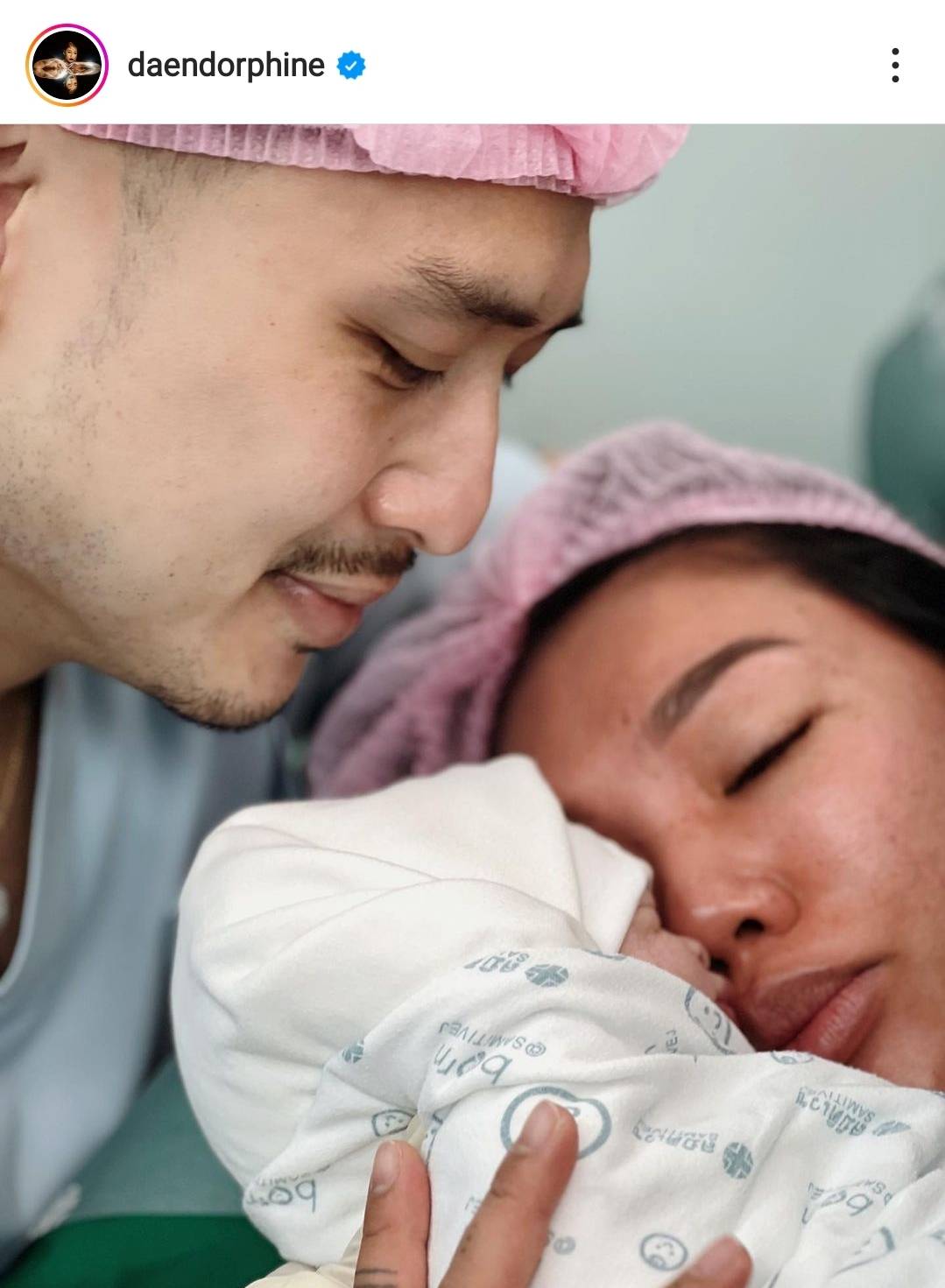 ดา เอ็นโดรฟิน เผยความหมายชื่อ น้องเดเมี่ยน พร้อมขอบคุณทุกคำอวยพร ดา เอ็นโดรฟิน เผยความหมายชื่อ น้องเดเมี่ยน พร้อมขอบคุณทุกคำอวยพร