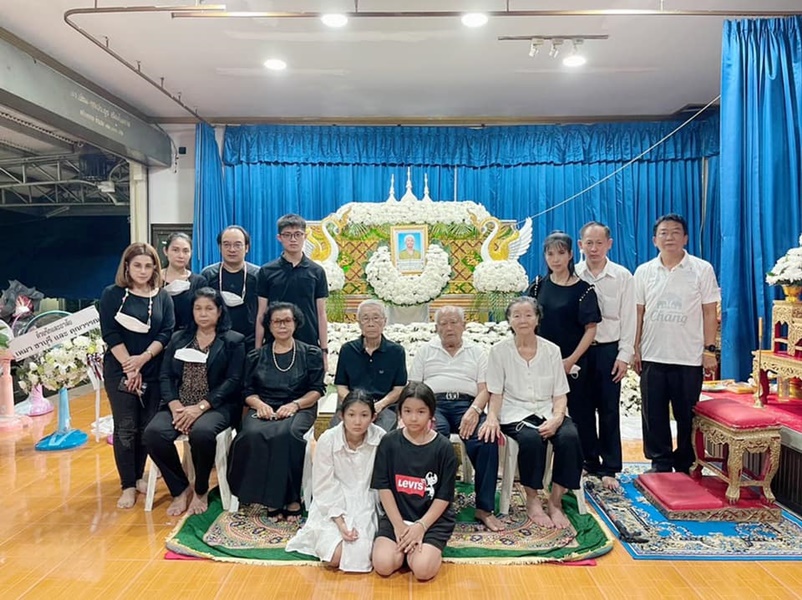 อดีตนักร้องดัง อิ๋ว พิมพ์โพยม สูญเสียคุณแม่ อดีตนักร้องดัง อิ๋ว พิมพ์โพยม สูญเสียคุณแม่