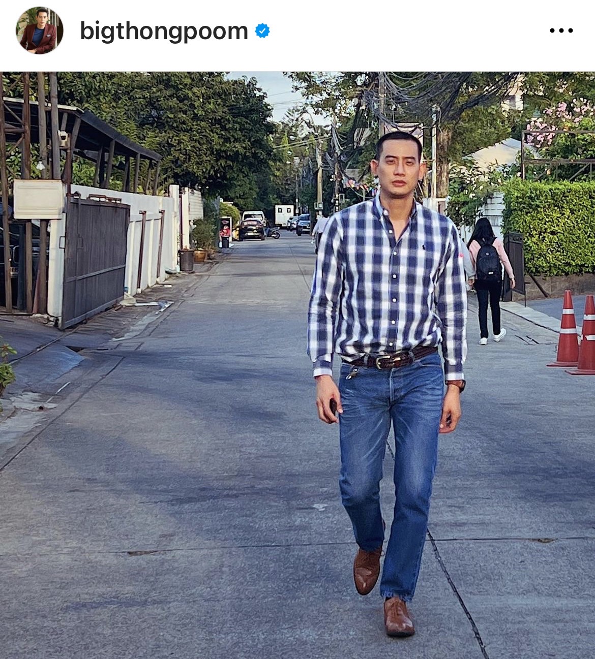 ส่องพระเอกกล้ามโต!!  บิ๊ก ทองภูมิ แจงสาเหตุไม่ลงภาพถอดเสื้อ เพราะถูกคุกคาม และเคยโดนขอซื้อบริการ