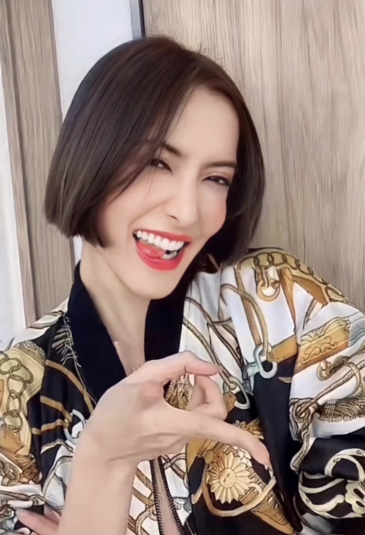 อากาศร้อน! 3 สาว พิ้งกี้-มาร์กี้-พลอย จับกรรไกรหั่นผมสั้นแซ่บๆ 