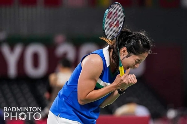 คนบันเทิง เฮ!!  เมย์ รัชนก เข้ารอบ 8 คนสุดท้ายโอลิมปิก