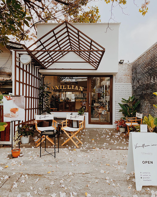 10 คาเฟ่ถ่ายรูปสวยย่านอารีย์ ขนมอร่อย บรรยากาศฟินเว่อร์