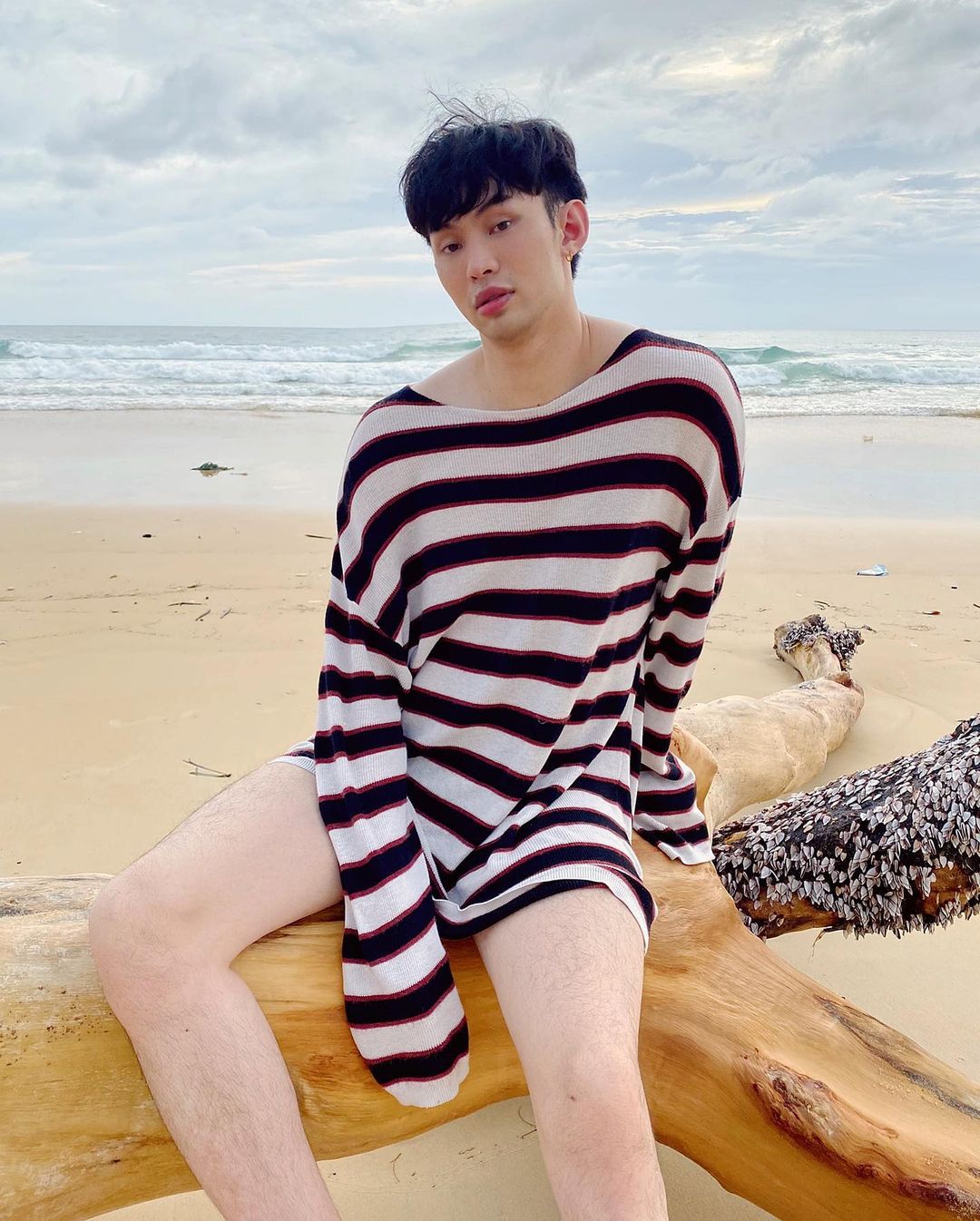 ดีเจมะตูม เตรียมเข้าให้ปากคำเจ้าหน้าที่ตำรวจ! ดีเจมะตูม เตรียมเข้าให้ปากคำเจ้าหน้าที่ตำรวจ!