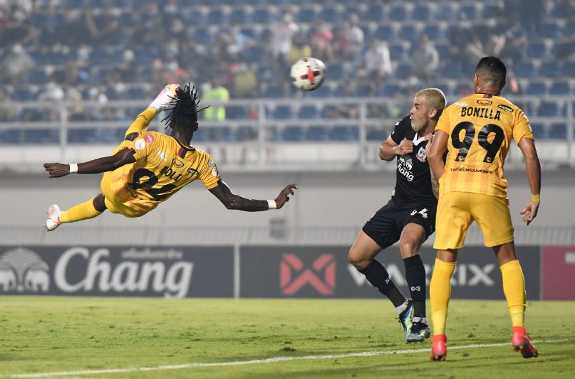 โบลี่ซัดเปิดงามหยด! 'ท่าเรือ' บุกฟัด 'สุพรรณบุรี' 2-0 ยังเกาะที่3แน่น
