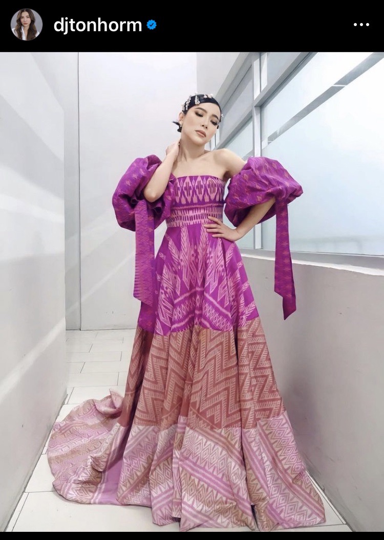 “ต้นหอม ศกุนตลา” โพสต์แจ้งข่าวไม่ร่วมคอนเสิร์ตที่ออสเตรเลีย “ต้นหอม ศกุนตลา” โพสต์แจ้งข่าวไม่ร่วมคอนเสิร์ตที่ออสเตรเลีย