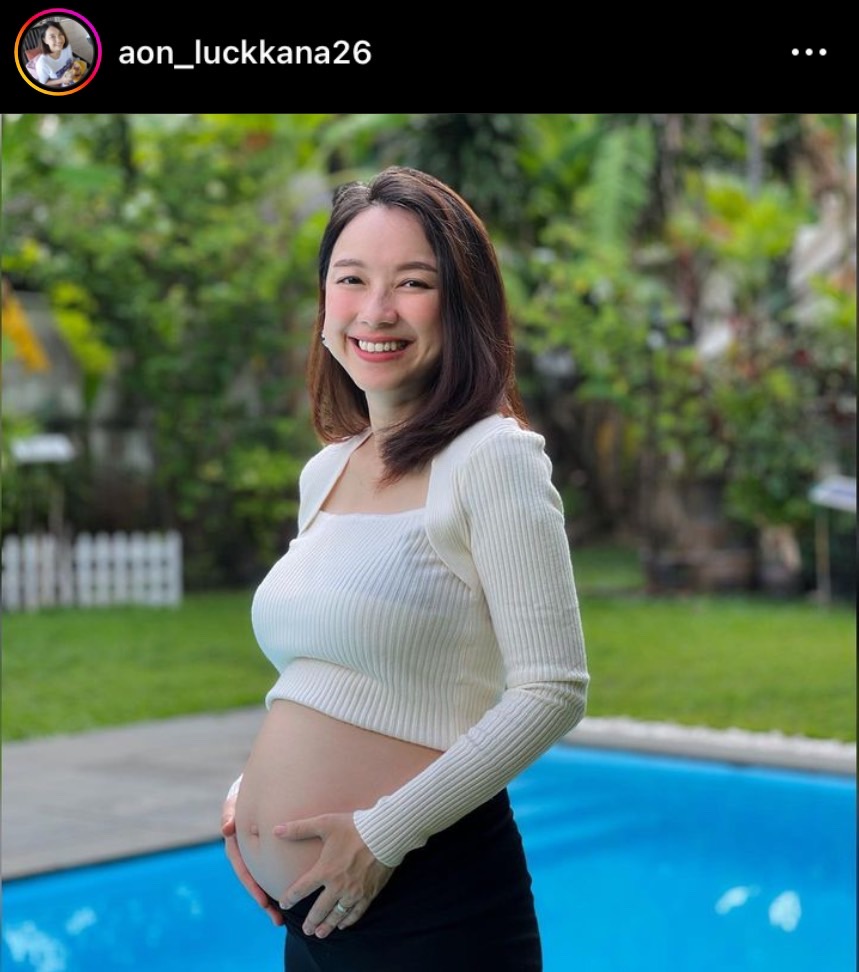 อ้อน ลัคนา เผยประสบการณ์แพ้ท้อง หลังตั้งครรภ์ได้ 5 เดือนแล้ว อ้อน ลัคนา เผยประสบการณ์แพ้ท้อง หลังตั้งครรภ์ได้ 5 เดือนแล้ว