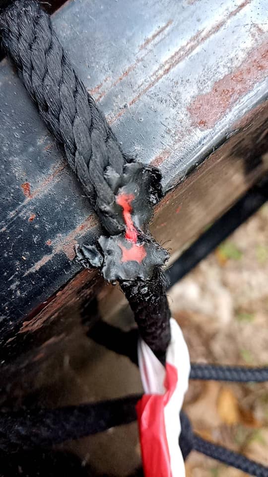 อุทยานแห่งชาติน้ำตกสามหลั่นโพสต์ นักท่องเที่ยวลนไฟตาข่ายชมวิว สุดอันตราย! อุทยานแห่งชาติน้ำตกสามหลั่นโพสต์ นักท่องเที่ยวลนไฟตาข่ายชมวิว สุดอันตราย!