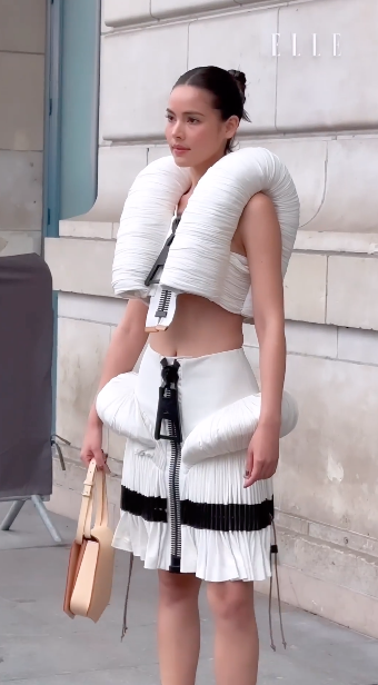 รวมตัวแม่!! 'ญาญ่า-เซนดาย่า-ฮเยอิน NewJeans' นำทัพสตาร์โลกชมโชว์ LV ที่ปารีส