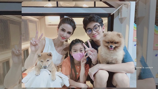 “แม่โบว์-น้องมะลิ”  แท็กทีมทำถุงปันน้ำใจช่วยเหลือผู้ที่เดือดร้อนจากโควิด-19  (มีคลิป) 