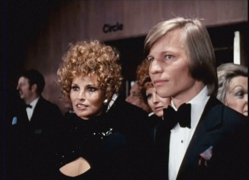 โลกอาลัย!! 'ราเคล เวลช์' เซ็กส์ซิมโบลฮอลลีวูด เสียชีวิตวัย 82 ปี