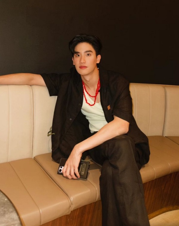 สื่อฮ่องกงเกาะติด “เต ตะวัน” ร่วมอีเวนต์แบรนด์หรูที่ฮ่องกง (มีคลิป)   