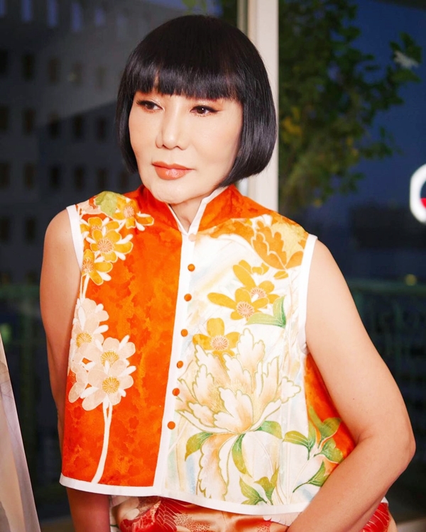 ม้า อรนภา ซึ้งใจ กาละแมร์ ช่วยสั่งซื้อห่อหมก หลังเห็นยืนตากฝนขาย ม้า อรนภา ซึ้งใจ กาละแมร์ ช่วยสั่งซื้อห่อหมก หลังเห็นยืนตากฝนขาย