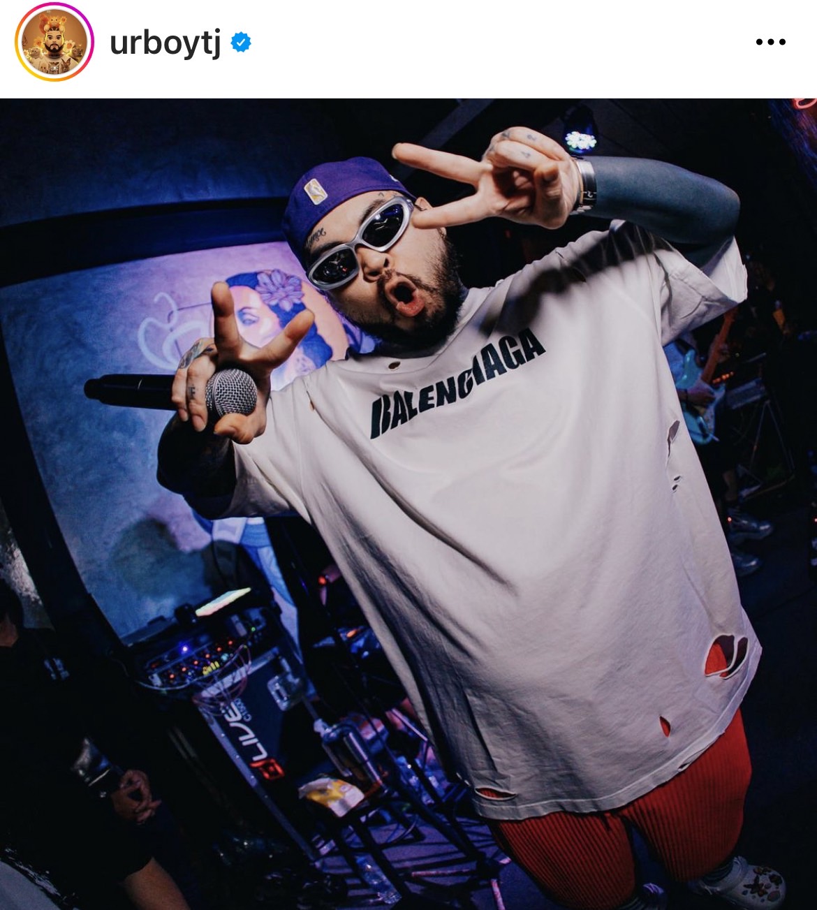 เปิดภาพล่าสุด เต๋า UrboyTJ กลับมาสดใส ออกมาพบเจอเพื่อนๆ  