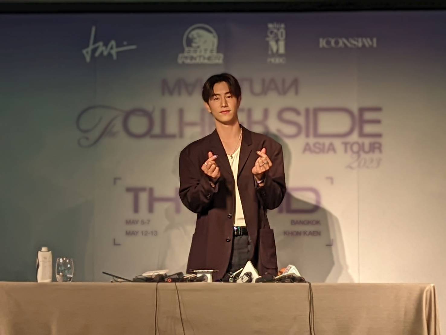 มาร์ค ต้วน เตรียมเสิร์ฟความฟินให้เเฟนๆ กับเวิลด์ทัวร์ครั้งเเรก! ที่ประเทศไทย มาร์ค ต้วน เตรียมเสิร์ฟความฟินให้เเฟนๆ กับเวิลด์ทัวร์ครั้งเเรก! ที่ประเทศไทย