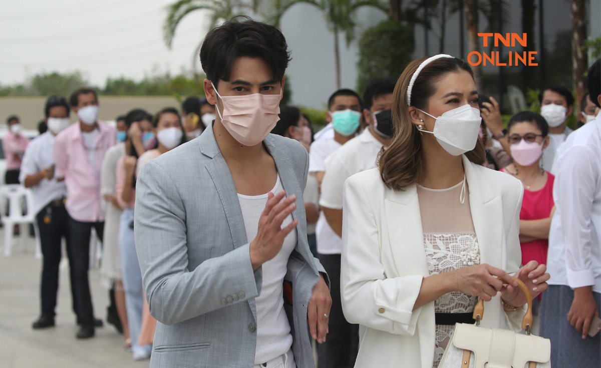 โตโน่ ภาคิน และเพื่อนดาราร่วมพิธีไว้อาลัย แตงโม นิดา วันสุดท้าย โตโน่ ภาคิน และเพื่อนดาราร่วมพิธีไว้อาลัย แตงโม นิดา วันสุดท้าย