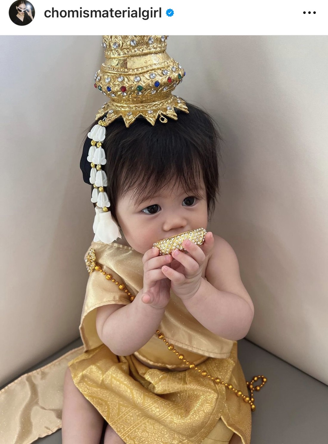 แม่ชม เผยภาพ น้องเกล ฟิตติ้งชุดนพมาศ น่ารักไม่ไหว!!