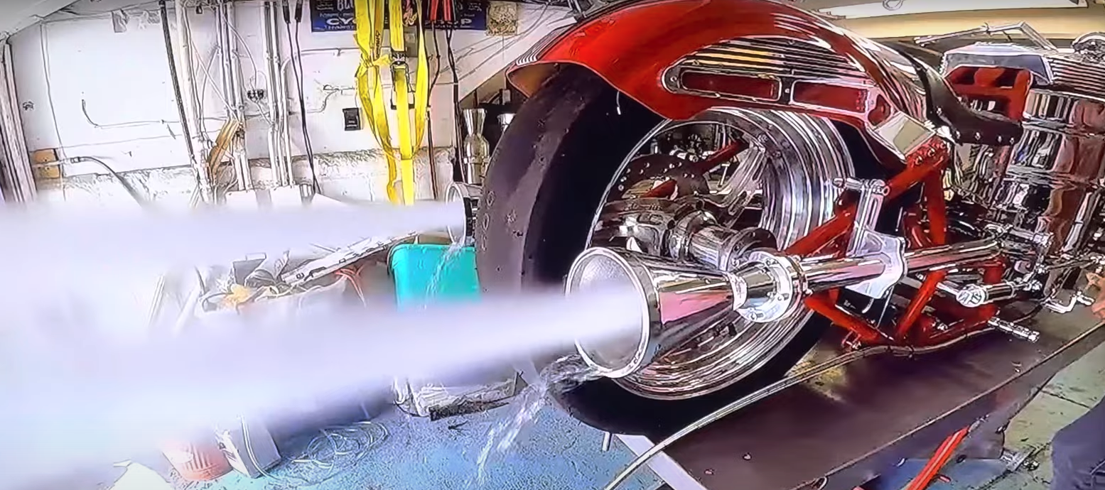 สองพ่อลูกนักประดิษฐ์ สร้างมอเตอร์ไซค์ไอน้ำจาก พลังเบียร์ !? สองพ่อลูกนักประดิษฐ์ สร้างมอเตอร์ไซค์ไอน้ำจาก พลังเบียร์ !?