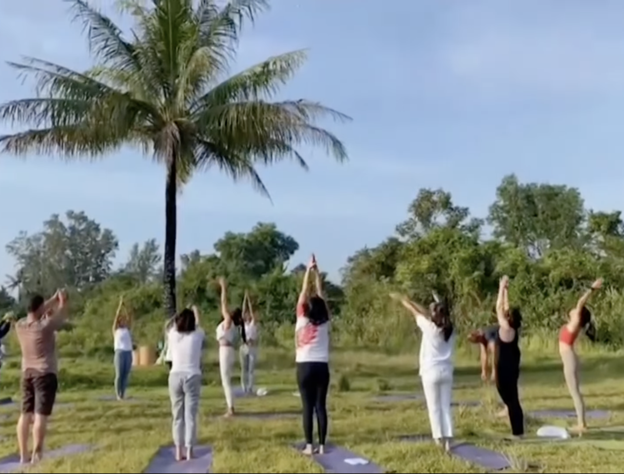 มิติใหม่ โยคะกลางทุ่งนา 1 เดียวในกระบี่ มิติใหม่ โยคะกลางทุ่งนา 1 เดียวในกระบี่