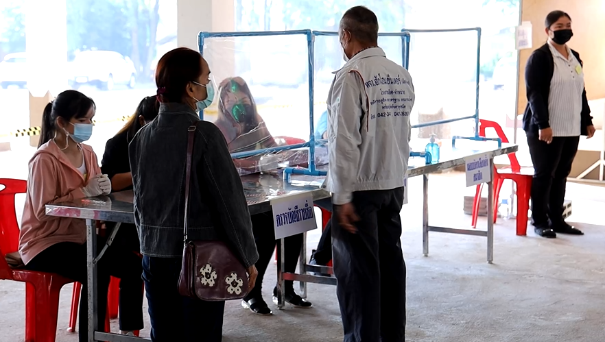 เลือกตั้งอบต. 2564 คึกคัก ปชช.ทยอยใช้สิทธิ ชาวมานิออกจากป่าเข้าคูหา