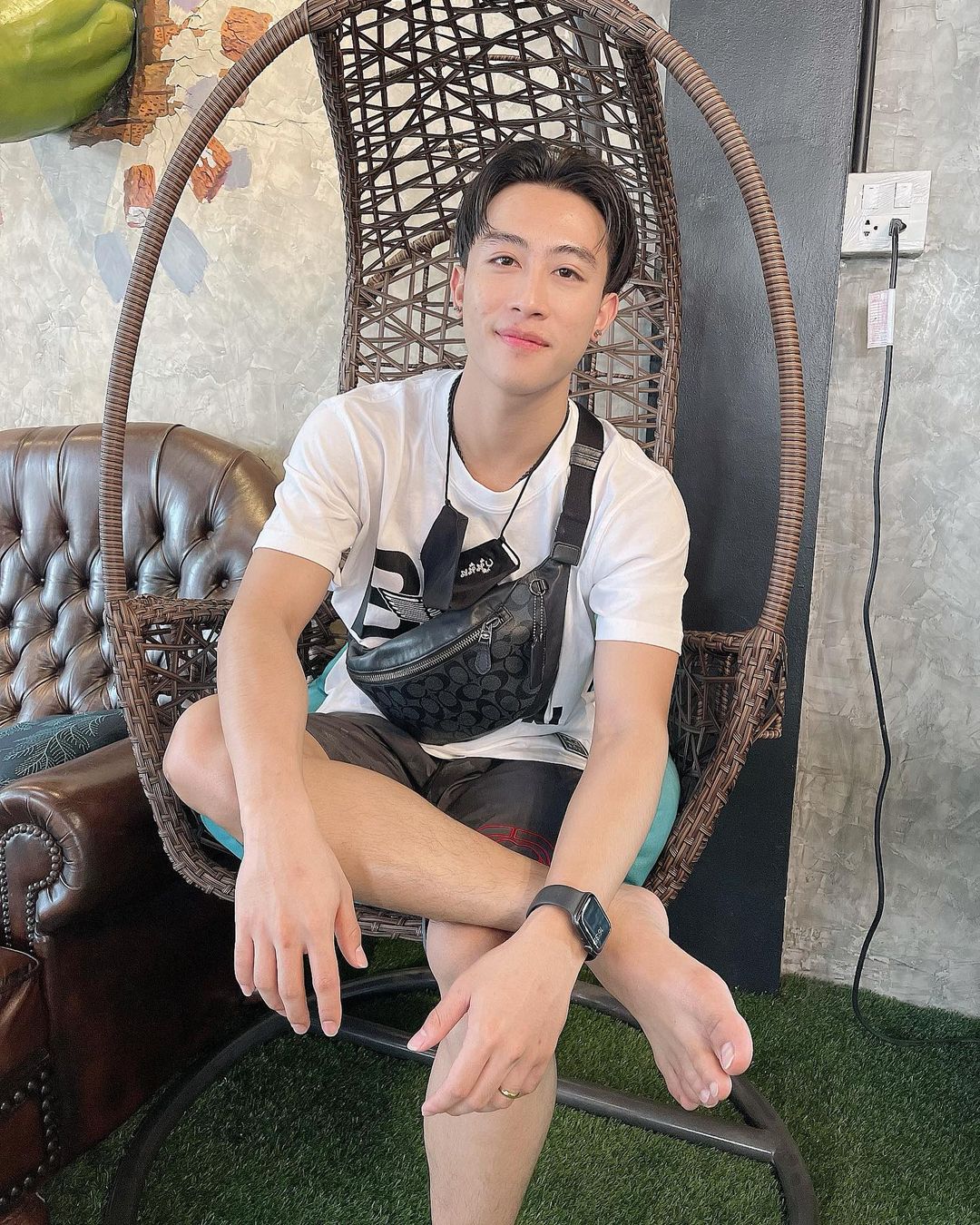 นุ๊ก ธนดล เผยลุคใหม่ หลังดราม่าหนัก นุ๊ก ธนดล เผยลุคใหม่ หลังดราม่าหนัก