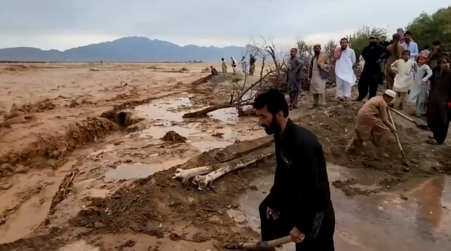 วิกฤต! น้ำท่วมปากีสถาน บ้านเสียหาย 1 ล้านหลัง ปชช.เดือดร้อนกว่า 33 ล้านคน