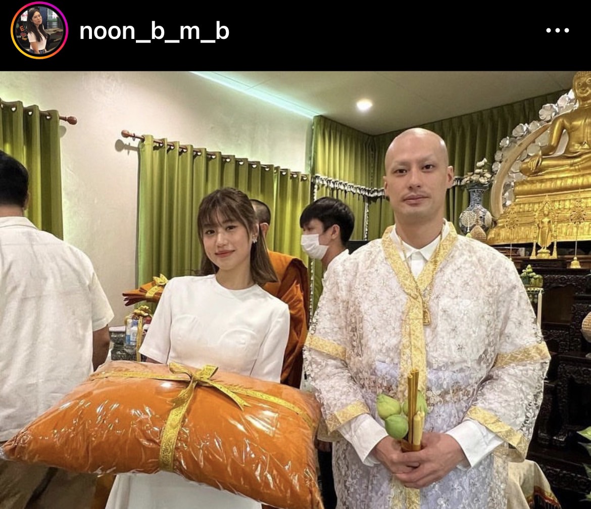 เฟย์ ร่วมอนุโมทนาบุญ ถือหมอนงานบวช พระบอย 