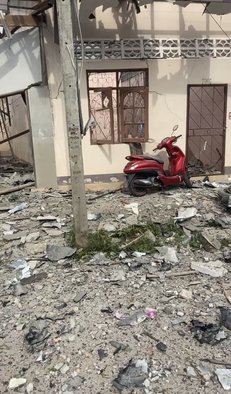 ด่วน โกดังเก็บประทัดระเบิด ตลาดมูโนะ  เจ็บพุ่ง 90 ราย 