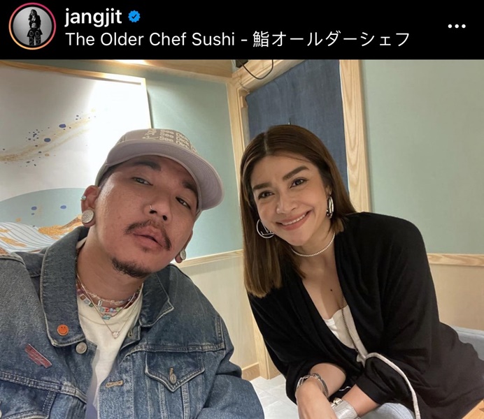 ไม่ทน!! แจ๊ส-แจง เดินหน้าเข้าแจ้งความเอาผิดมือดีตัดต่อภาพโป๊ ลั่น ไม่อยากได้เงิน แต่อยากเจอ ไม่ทน!! แจ๊ส-แจง เดินหน้าเข้าแจ้งความเอาผิดมือดีตัดต่อภาพโป๊ ลั่น ไม่อยากได้เงิน แต่อยากเจอ