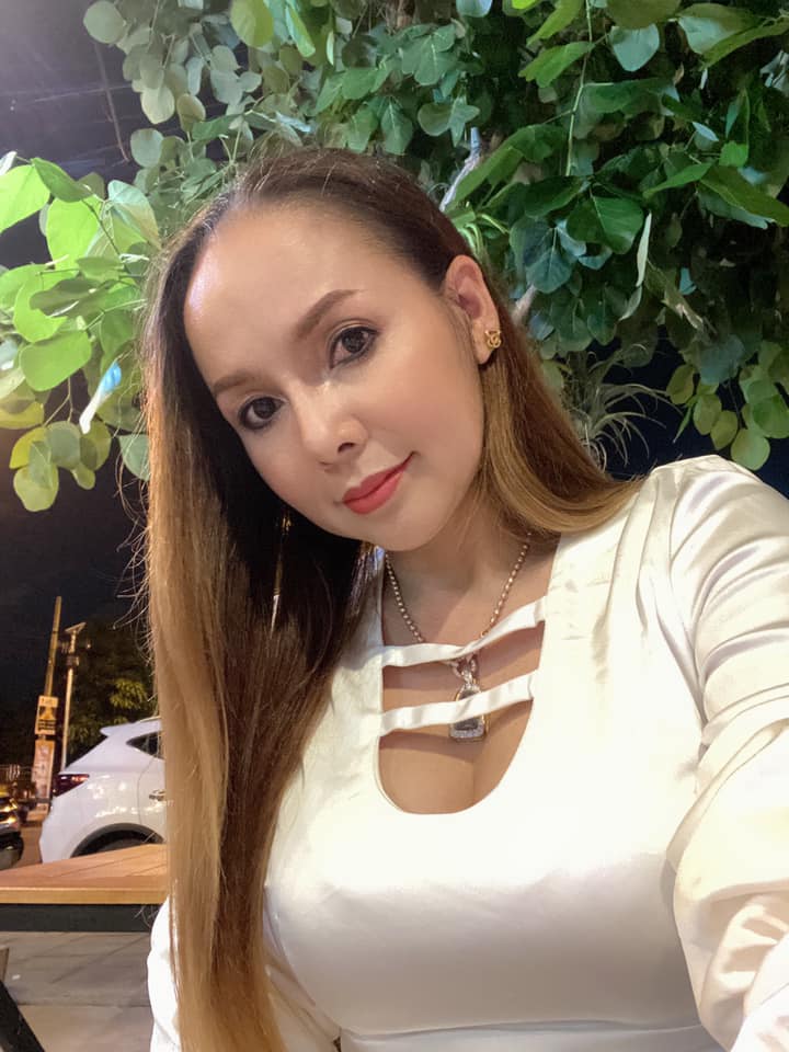 หมอลำชื่อดัง บัวผัน ทังโส มือเท้าชา หวั่นเส้นเลือดในสมองตีบ หมอลำชื่อดัง บัวผัน ทังโส มือเท้าชา หวั่นเส้นเลือดในสมองตีบ