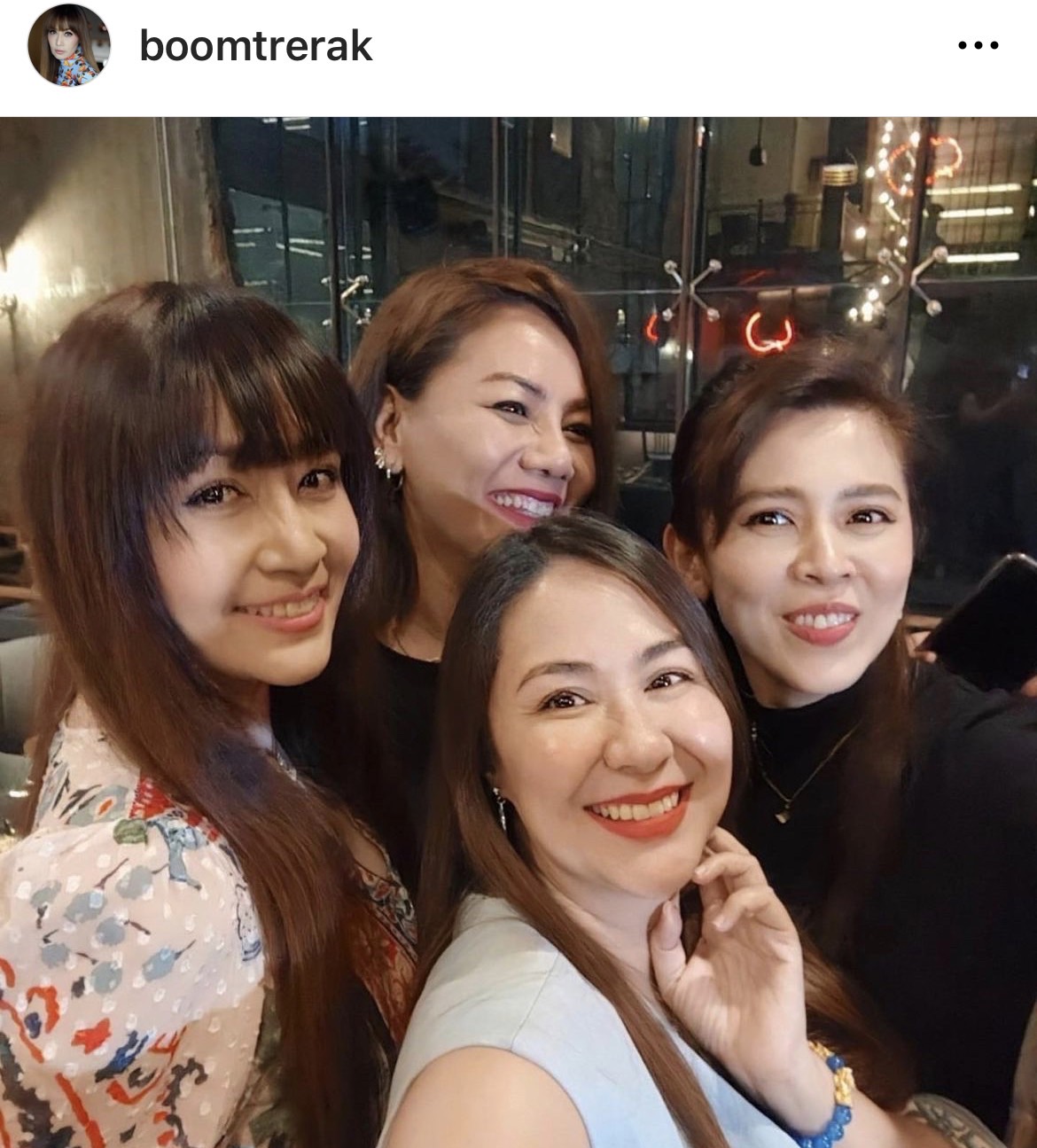 บุ๋ม ตรีรัก โพสต์ประทับใจ ร่วมกลุ่มแก๊งศิลปินสาวๆ จากค่ายคีตา