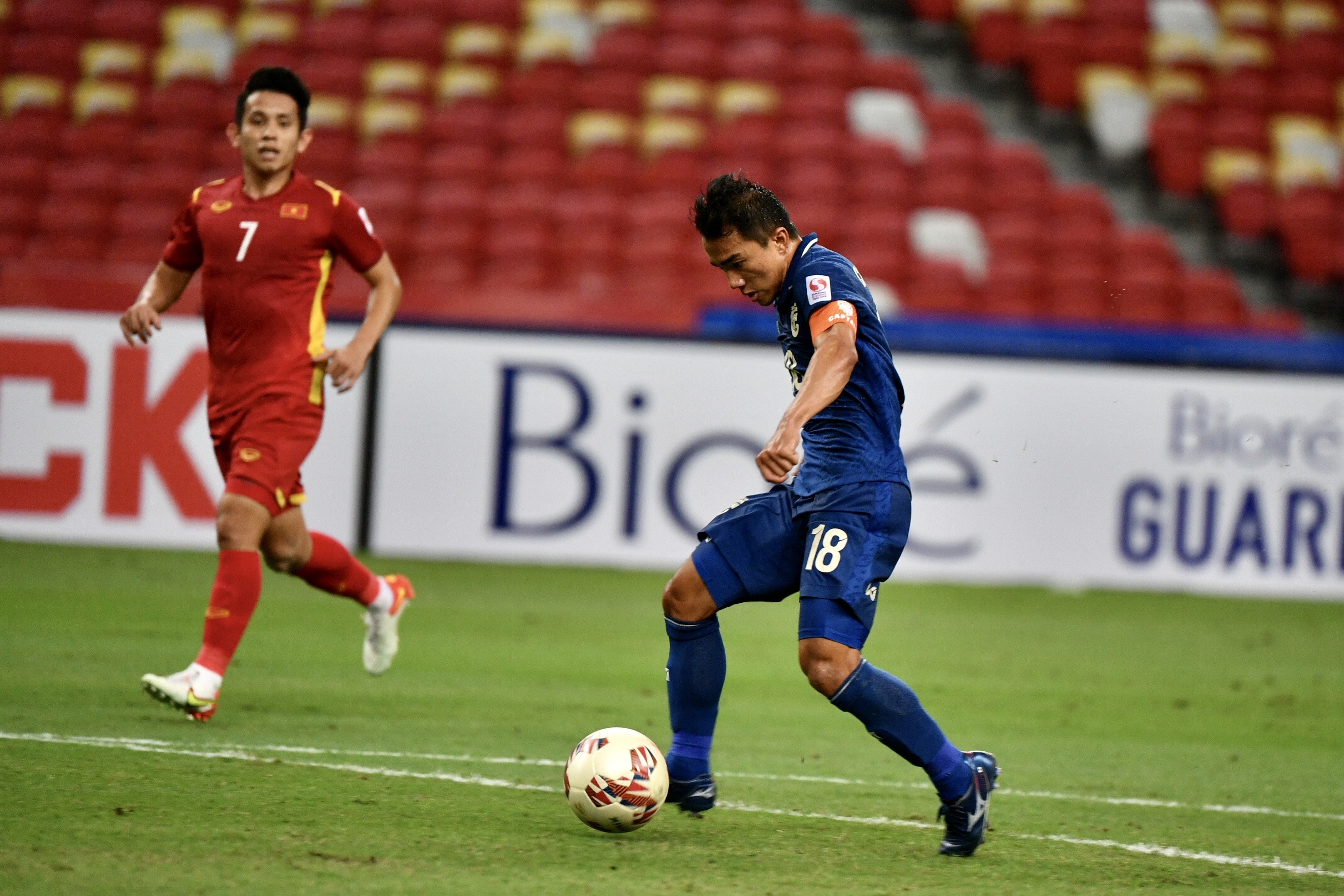 ผลบอลสด ซูซูกิคัพ 2020 รอบรองชนะเลิศ เลกแรก เวียดนาม พบ ไทย