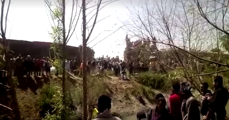 ชายนิรนามยกเบรกฉุกเฉินทำรถไฟชนกันในอียิปต์ดับ 32 ราย