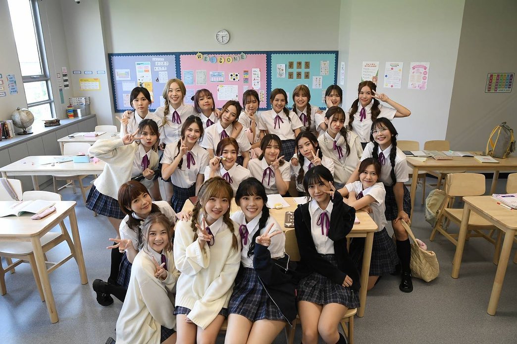 เส้นทางความสำเร็จของ เฌอปราง อารีย์กุล ในฐานะสมาชิกวง BNK48 เส้นทางความสำเร็จของ เฌอปราง อารีย์กุล ในฐานะสมาชิกวง BNK48