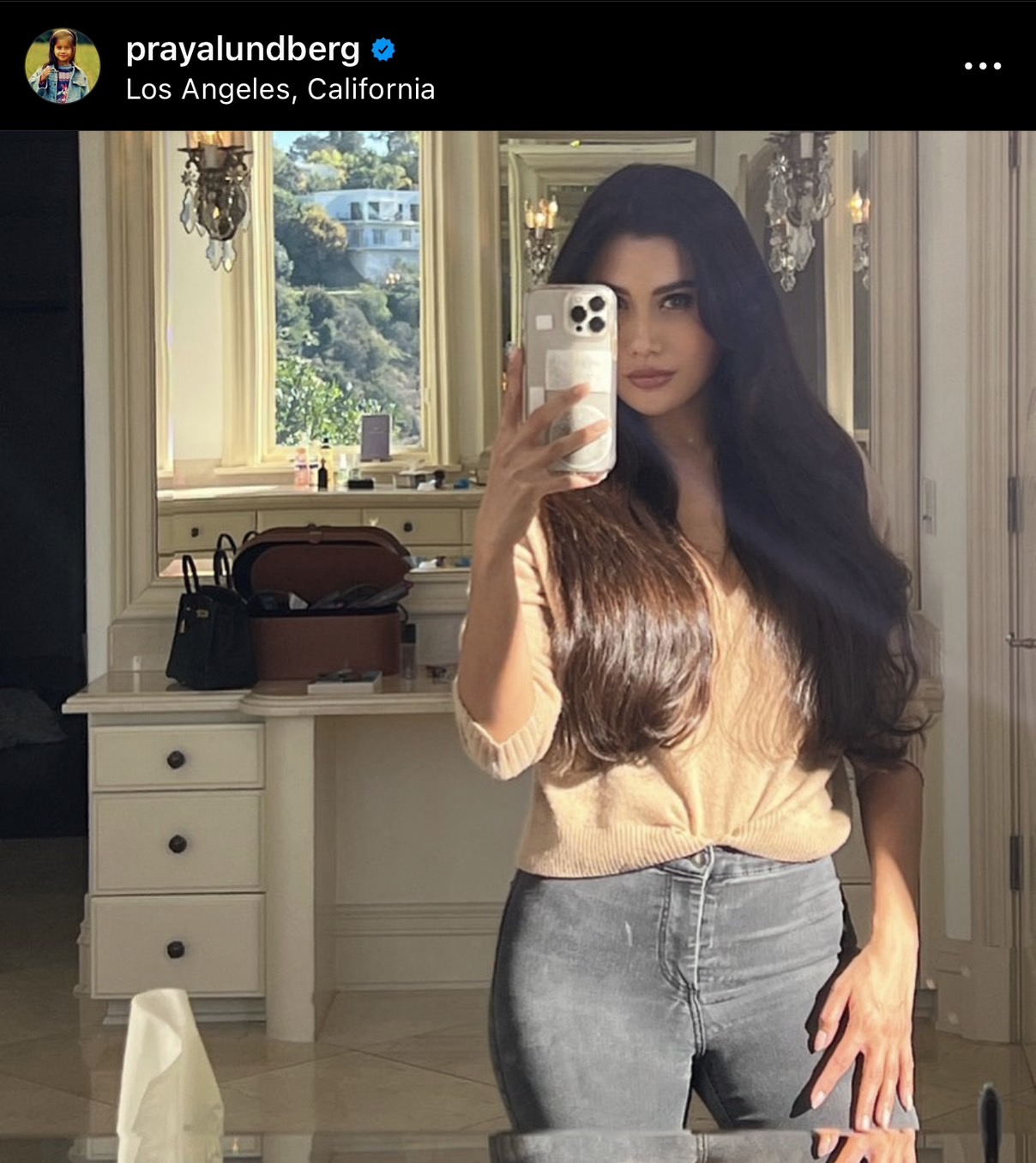 อ้วนตรงไหน? ปู ไปรยา โพสต์รูปชุดว่ายน้ำ หุ่นแซ่บมาก! อ้วนตรงไหน? ปู ไปรยา โพสต์รูปชุดว่ายน้ำ หุ่นแซ่บมาก!