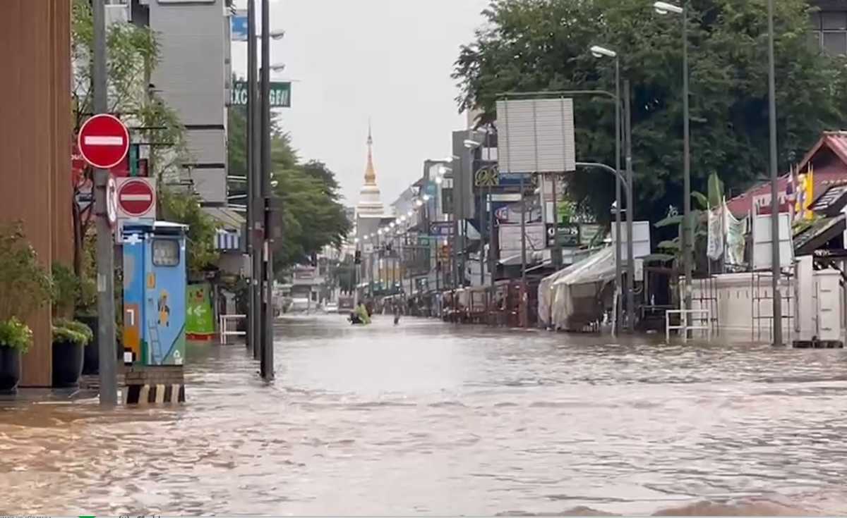 แม่น้ำปิงล้นท่วมเมืองเชียงใหม่ซ้ำรอบ 2 แม่น้ำปิงล้นท่วมเมืองเชียงใหม่ซ้ำรอบ 2