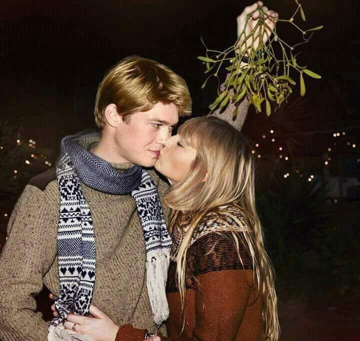 สื่อดังรายงาน Taylor Swift เลิก Joe Alwyn จบสัมพันธ์รัก 6 ปี สื่อดังรายงาน Taylor Swift เลิก Joe Alwyn จบสัมพันธ์รัก 6 ปี