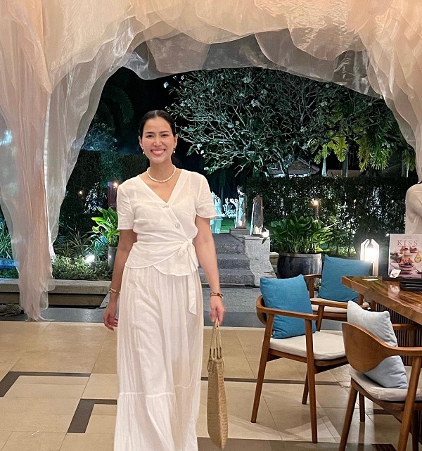 เชอรี่ เข็มอัปสร คนไทยคนเดียว จบหลักสูตร จากOxford   (มีคลิป)