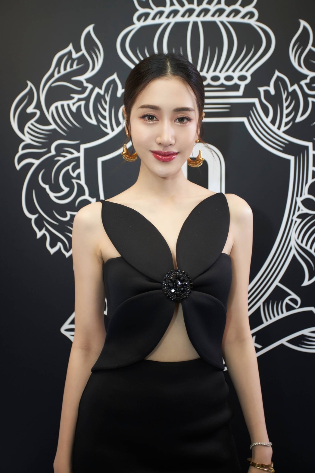 สวยสับสาดออร่า!! 'พิม พิมประภา' ลัดฟ้าร่วมอีเวนต์หรู โกยใจหนุ่มๆ เกาหลี