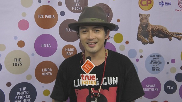  “แม็กซ์ ณัฐวุฒิ” เตรียมปล่อยอัลบั้มเต็ม หลังหยุดพักมานาน 2 ปี (มีคลิป)