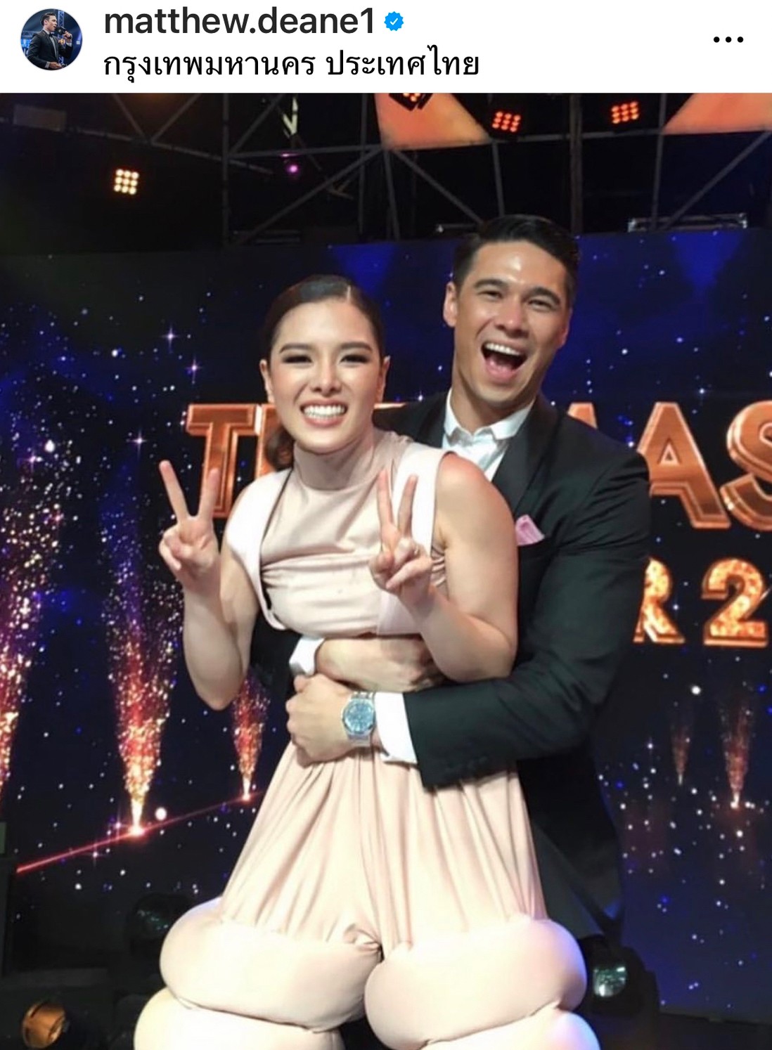 แมทธิว โพสต์หวานครบรอบแต่งงาน 8 ปี เเฟนๆ แห่ลุ้นเบบี๋คนที่ 4! แมทธิว โพสต์หวานครบรอบแต่งงาน 8 ปี เเฟนๆ แห่ลุ้นเบบี๋คนที่ 4!