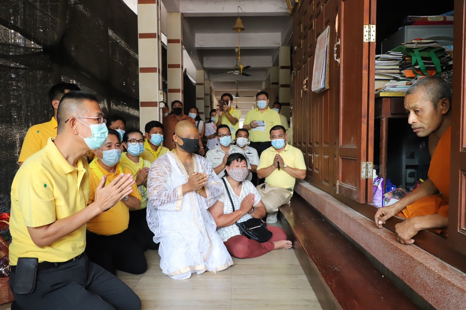 นาคเป็นงง! ผู้ว่าฯ ปทุมธานี ไปงานบวชไม่รู้จักเจ้าภาพ เผยเหตุผลทำชาวเน็ตซึ้ง นาคเป็นงง! ผู้ว่าฯ ปทุมธานี ไปงานบวชไม่รู้จักเจ้าภาพ เผยเหตุผลทำชาวเน็ตซึ้ง