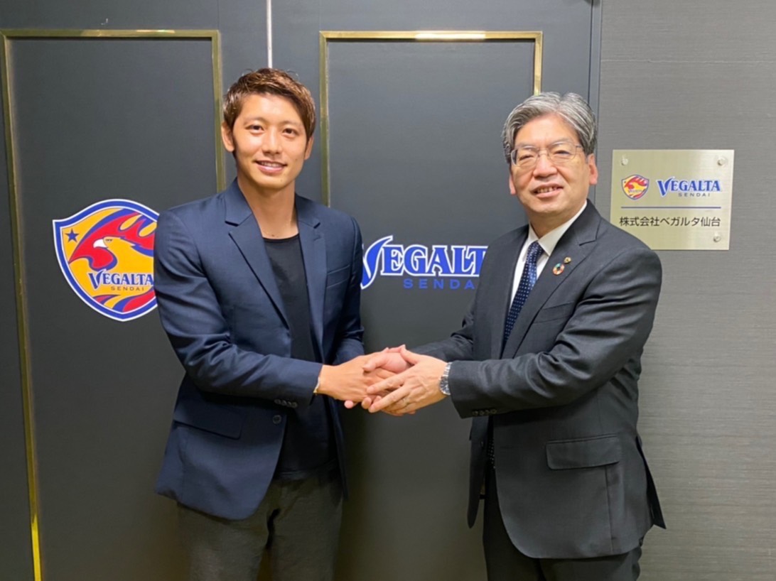 'ปธ.เวลกาตะเซนได' ทำโครงการส่งต่อเสื้อแข่ง+ของสะสมให้เด็กไทยสร้างแรงบัลดาลใจ