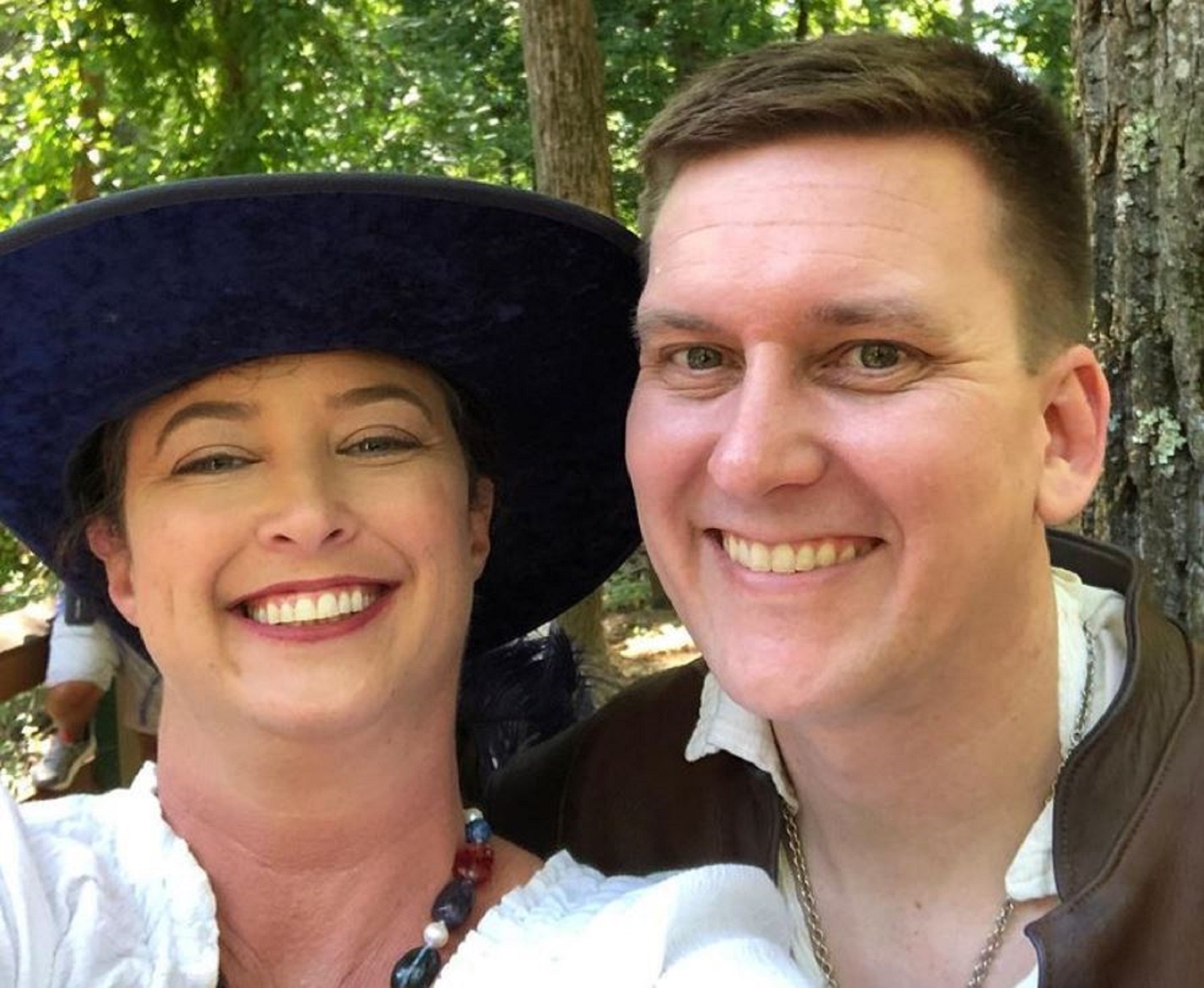 FBI ล่อซื้อความลับเรือดำน้ำนิวเคลียร์ ส่งข้อมูลผ่านทางแซนด์วิช FBI ล่อซื้อความลับเรือดำน้ำนิวเคลียร์ ส่งข้อมูลผ่านทางแซนด์วิช