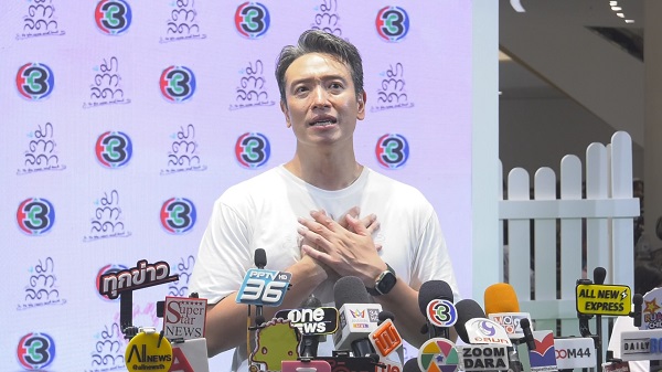 อยากมีเวลาให้ครอบครัว “ชาย ชาตโยดม” เสียน้ำตาเพราะคำพูดลูก   (มีคลิป)