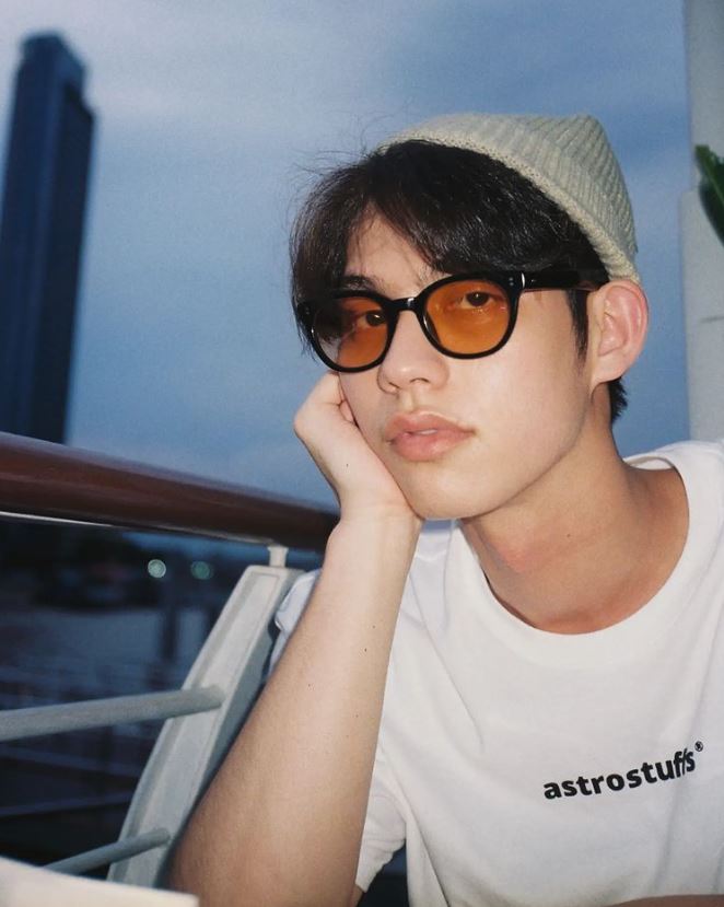 ไบร์ท วชิรวิชญ์ พระเอกซุปตาร์ดาวรุ่ง ผู้โด่งดังจากซีรีส์วาย